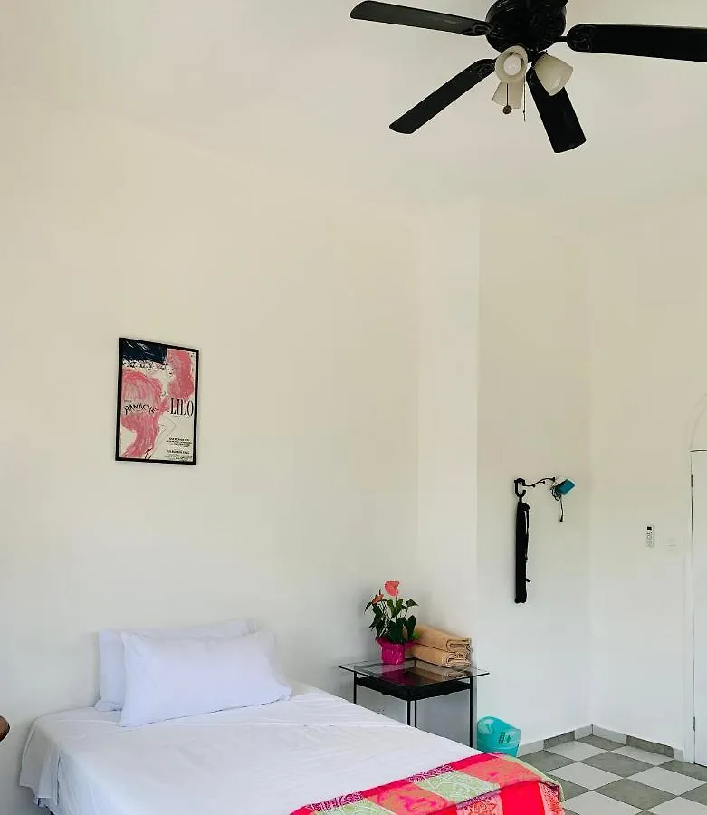 The Quetzal Bed and Breakfast Κανκούν