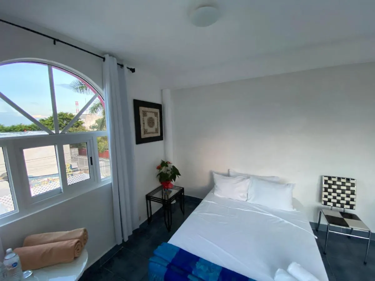 The Quetzal Bed and Breakfast Κανκούν 0*,