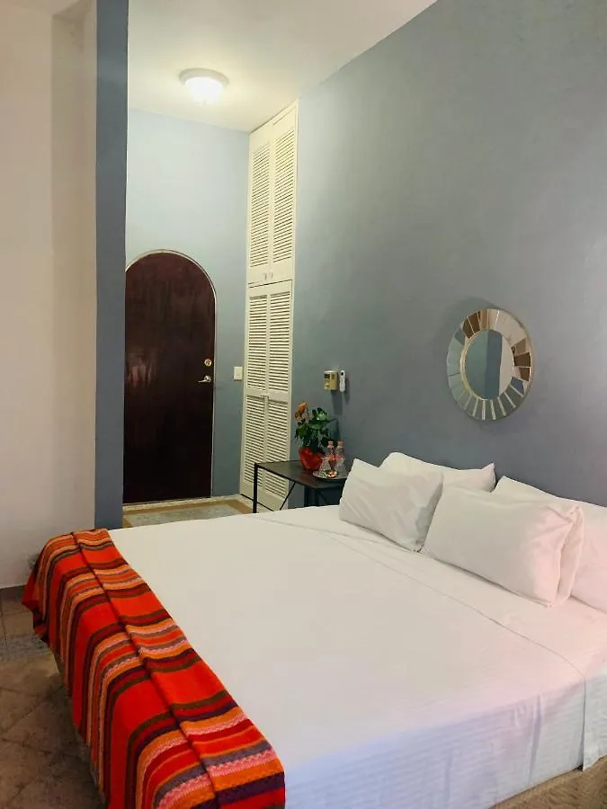 The Quetzal Bed and Breakfast Κανκούν
