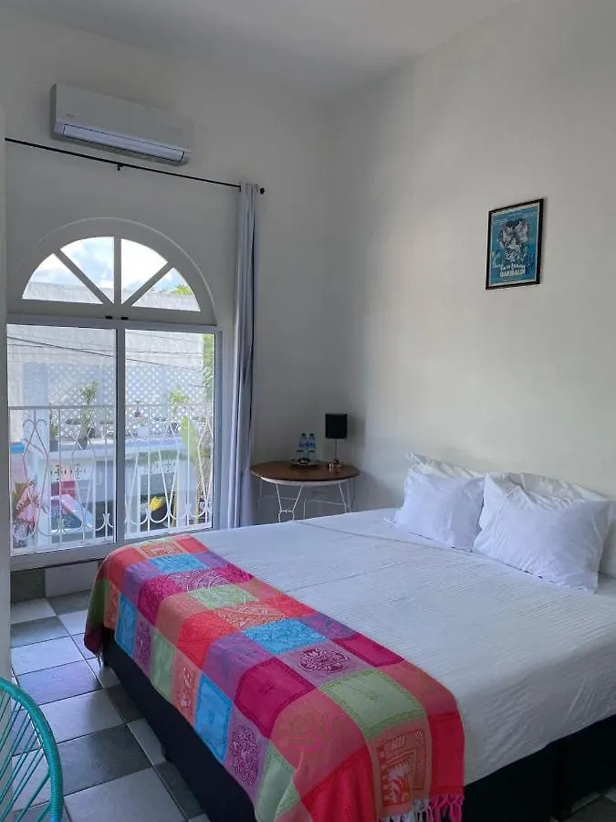 The Quetzal Bed and Breakfast Κανκούν 0*,
