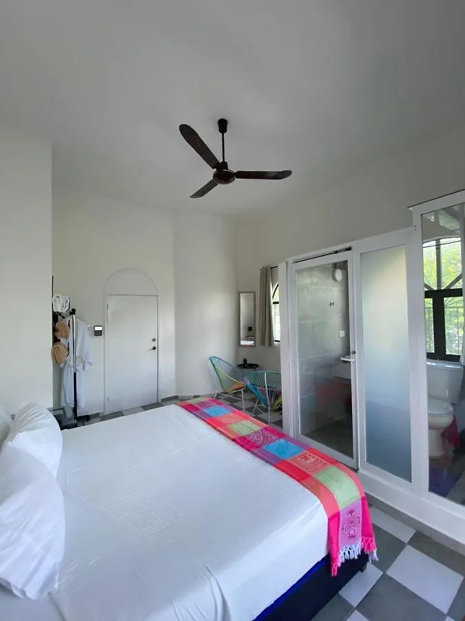 The Quetzal Bed and Breakfast Κανκούν